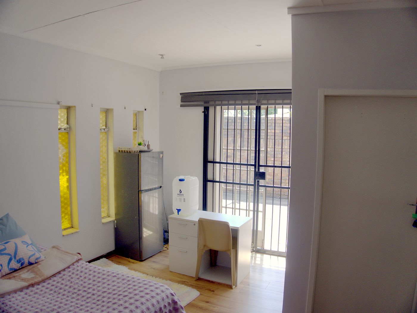 Room 1 at @270 Hay