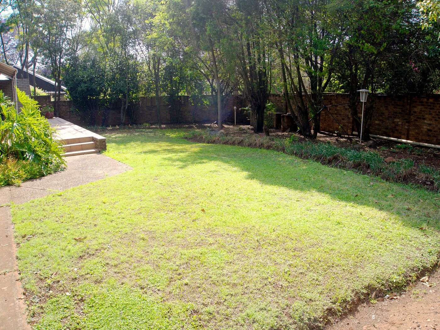 Grounds at @61 Mackenzie