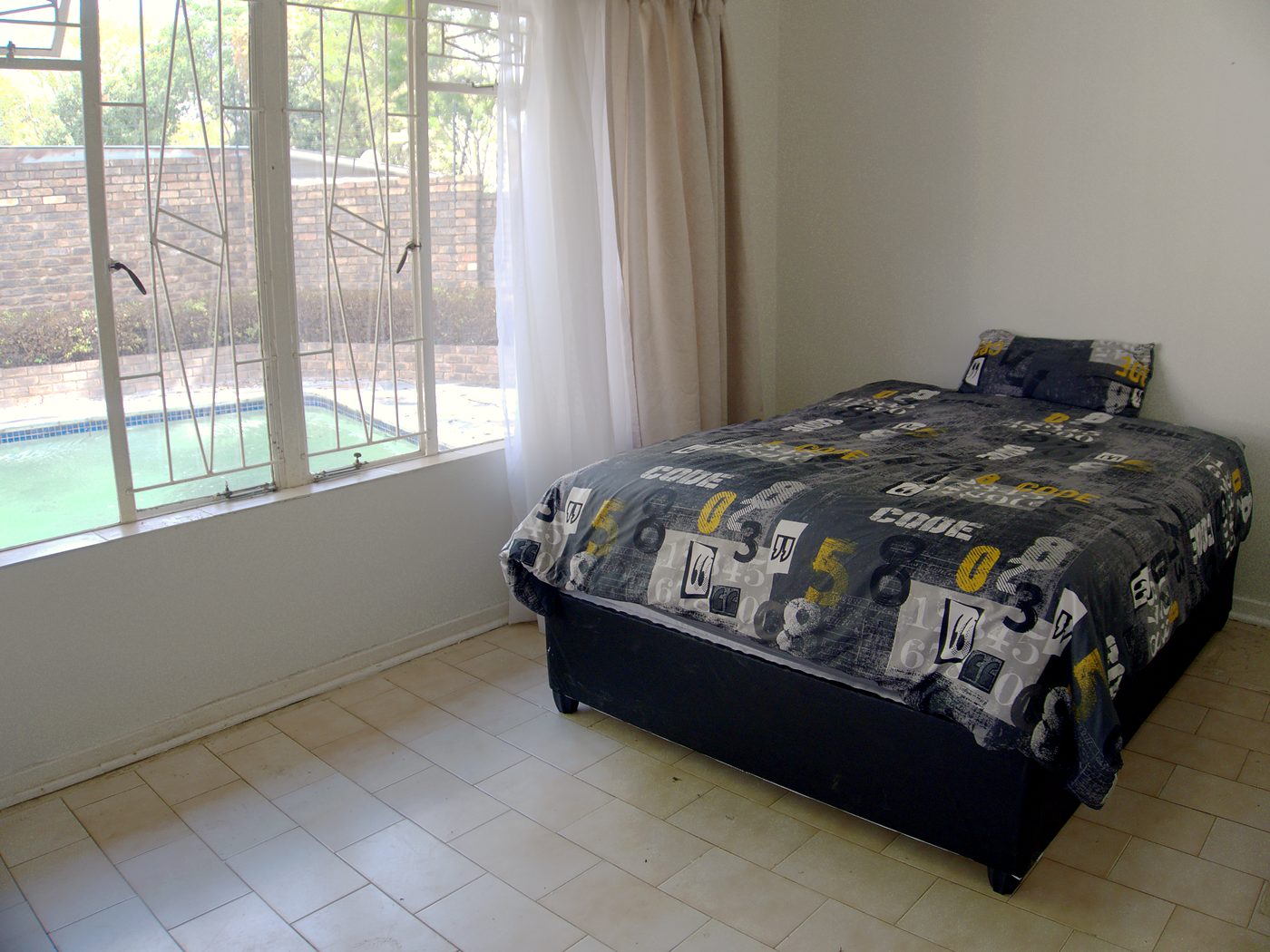 Room 2 at @61 Mackenzie