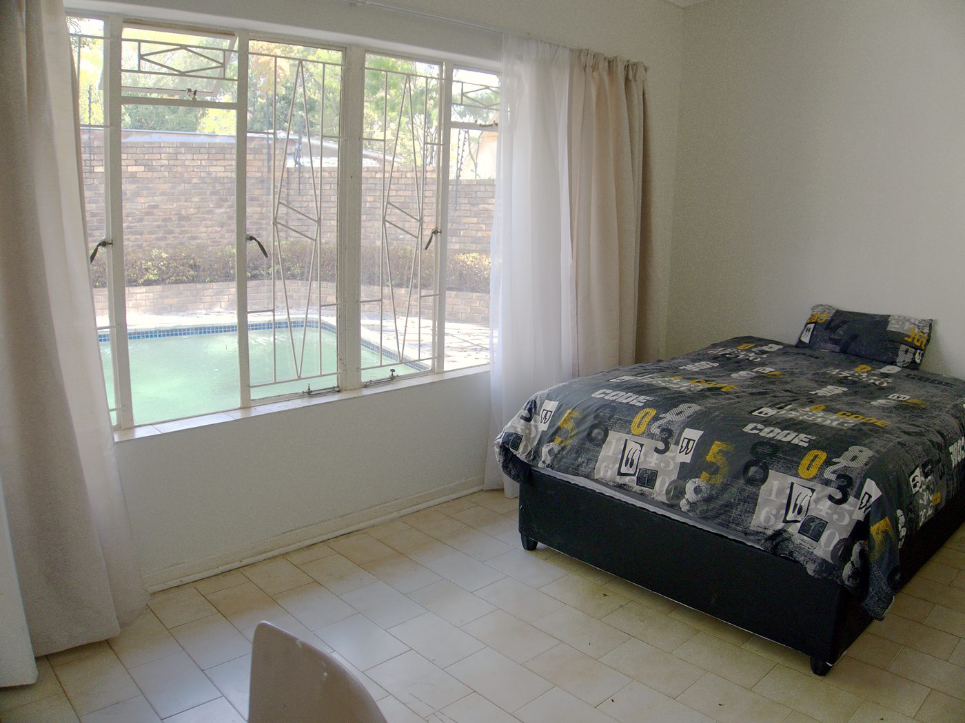 Room 2 at @61 Mackenzie