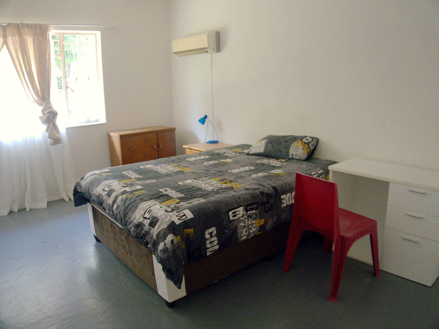 Room 7 at @61 Mackenzie