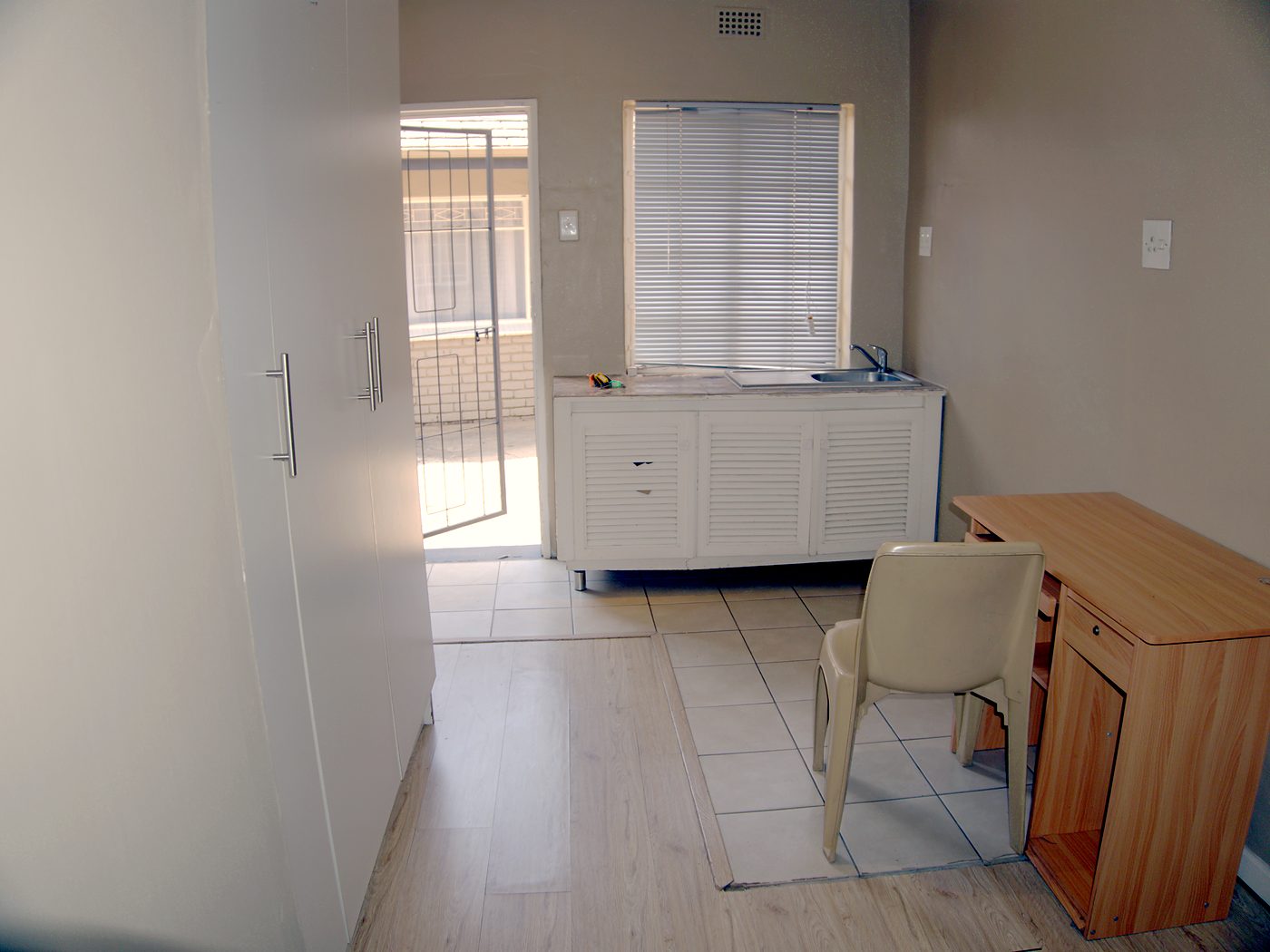 Room 8 at @61 Mackenzie
