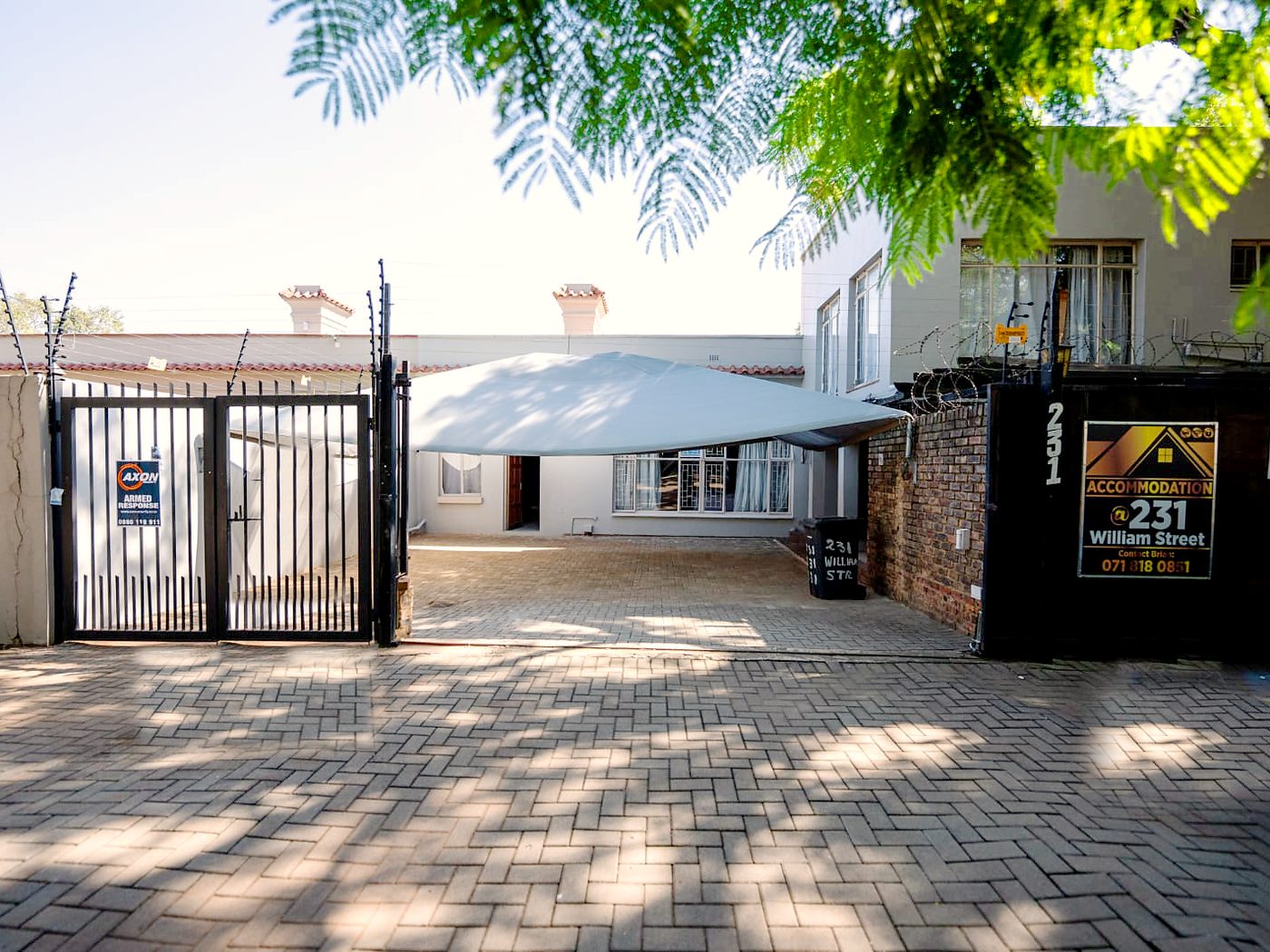 Entrance at @231 William