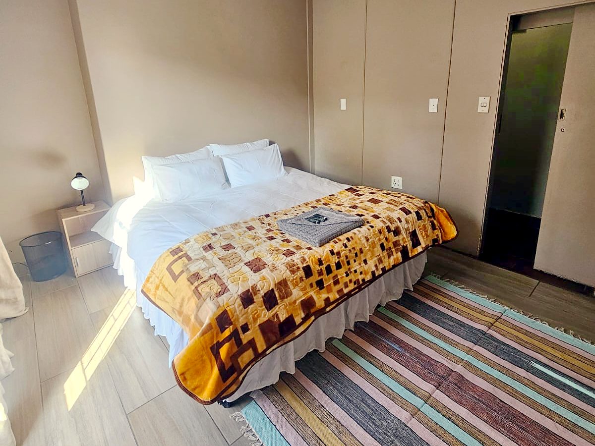 Room 5 at @231 William